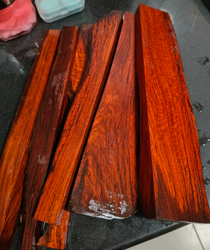 bois de santal rouge