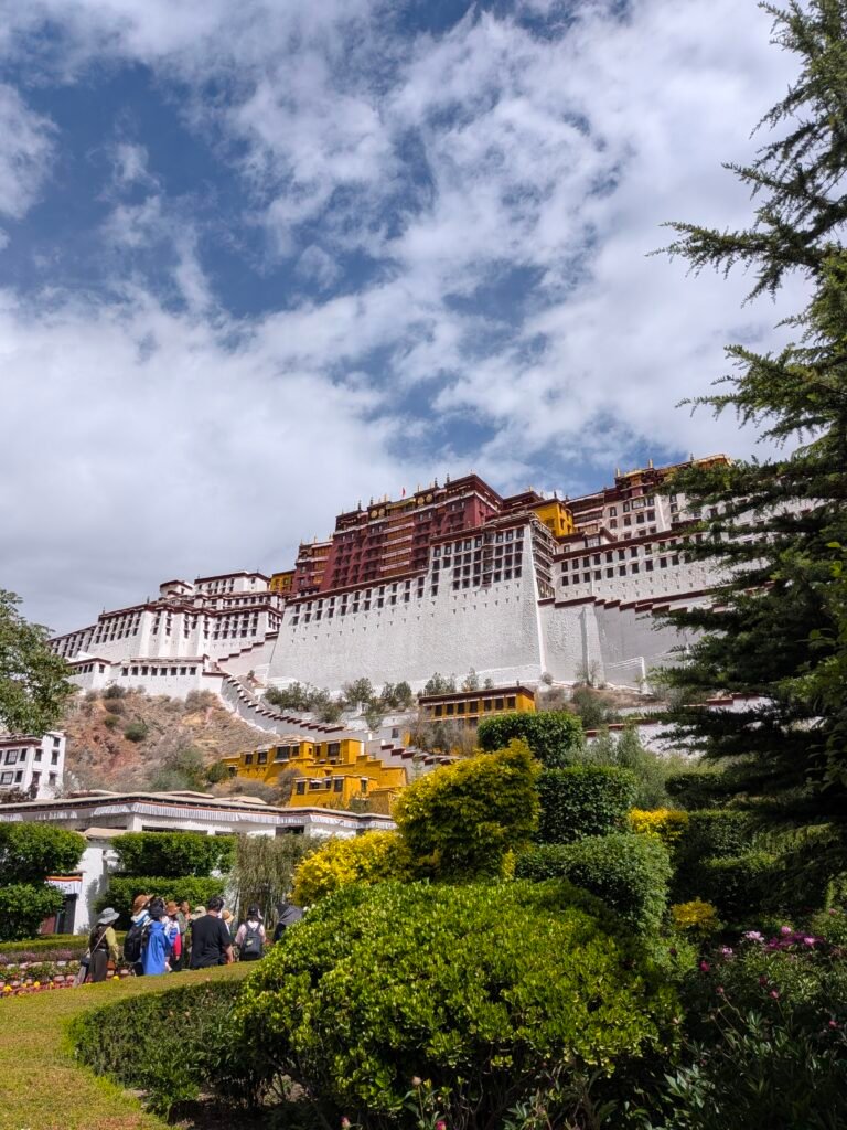 L&rsquo;architecture des monastères tibétains : Potala et Jokhang